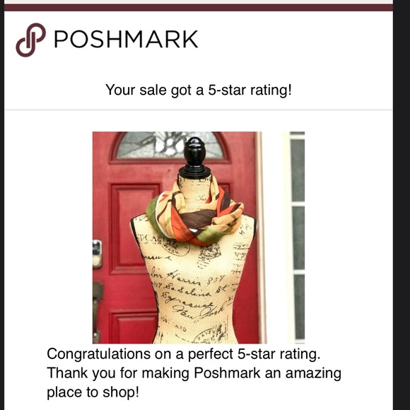 New Women’s Scarf, sarong or coverup - Picture 3 of 5